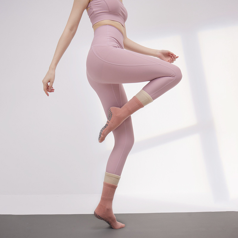 WS1198D Yoga Socks with Non-Slip grip