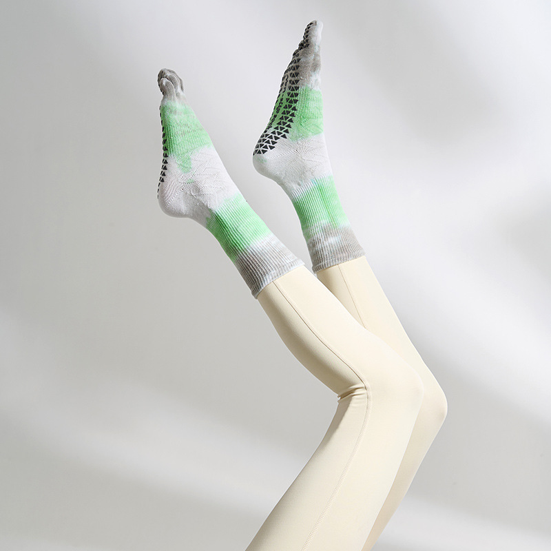 WS1197D Yoga Socks with Non-Slip grip